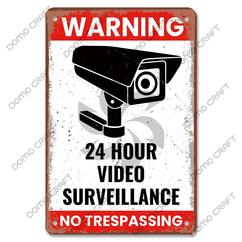 Panneau Avertissement CCTV Vintage en Métal 20x30 cm – Plaque Sécurité Vidéosurveillance 24h pour Mur, Boutique et Maison