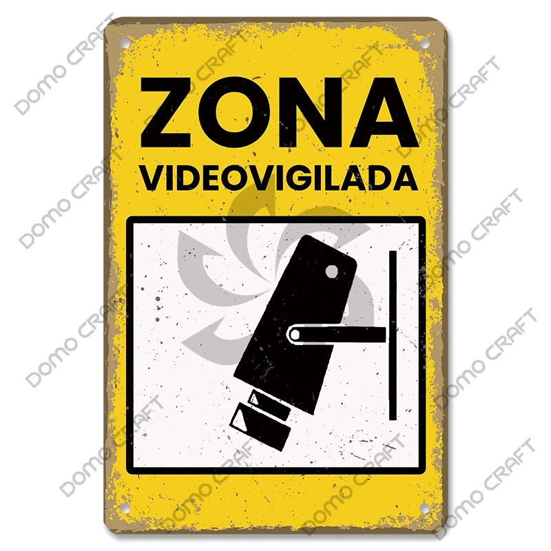 Panneau Avertissement CCTV Vintage en Métal 20x30 cm – Plaque Sécurité Vidéosurveillance 24h pour Mur, Boutique et Maison
