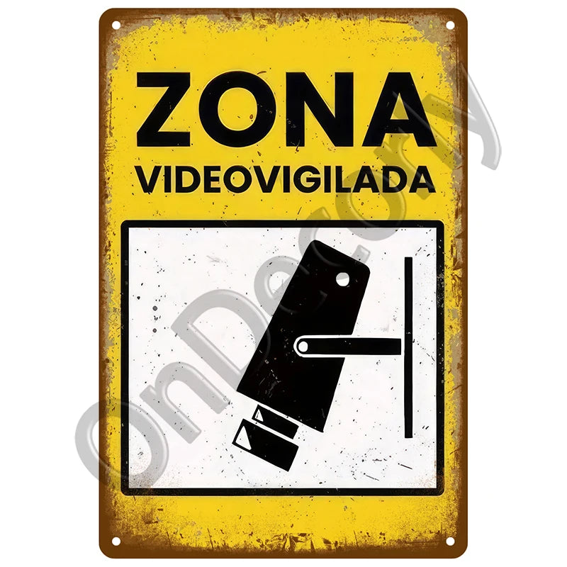 Panneau Vintage CCTV en Métal 20 x 30 cm – Plaque Murale “Vidéosurveillance 24h” pour Bar, Garage, Café et Maison