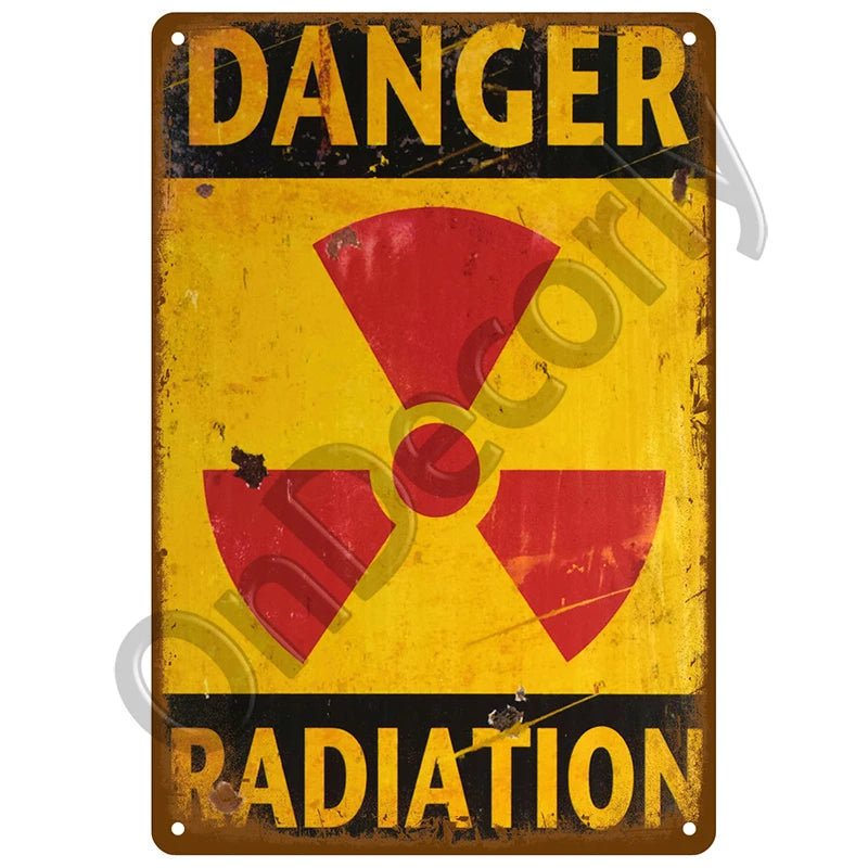 Panneau Vintage CCTV en Métal 20 x 30 cm – Plaque Murale “Vidéosurveillance 24h” pour Bar, Garage, Café et Maison